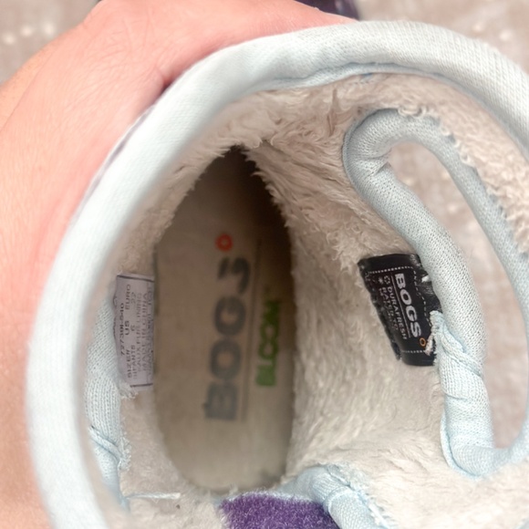 Bogs rain boots size 6 - Picture 4 of 9